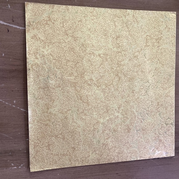 Vintage HALLMARK Gold Metallic Sheet (1) of Gift Wrap - Picture 9 of 11